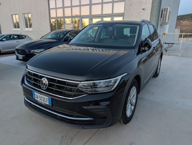 VOLKSWAGEN VOLKSWAGEN TIGUAN 2.0 Tdi Manuale '23